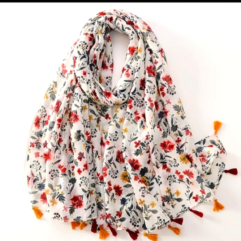 Floral Printed Ladies tassel Scarf - Women’s Fashion Beach Shawl wrap ha…